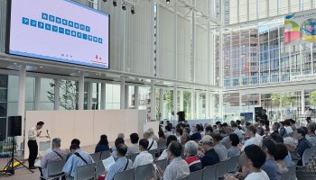 横浜市自治会町内会向けデジタルツール展示・相談会の様子